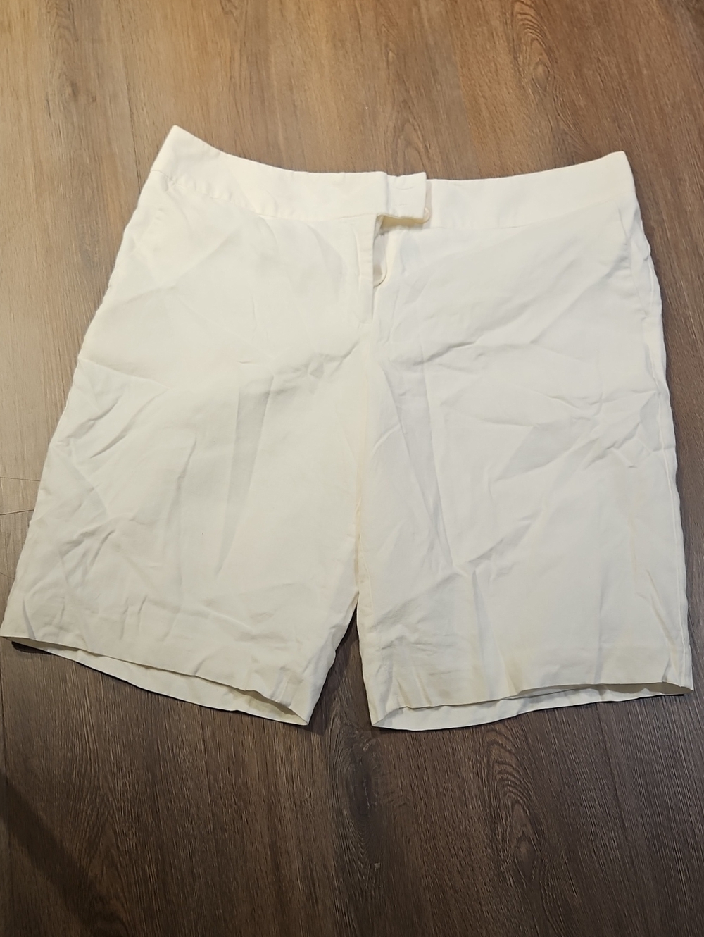 George Women's OFF WHITE, LINEN-BLEND Bermuda Shorts, SZ 18